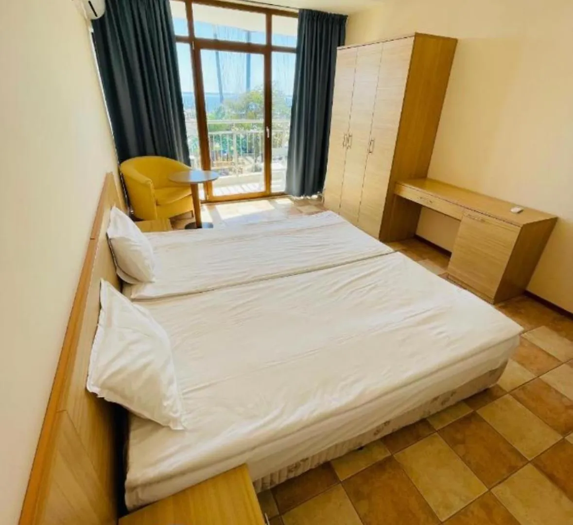 Spacious Beachfront Apartment - Kaya Sunny Beach