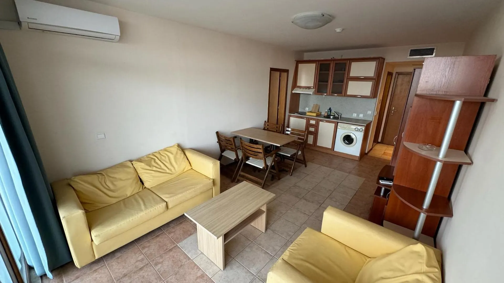 Spacious Beachfront Apartment - Kaya Sunny Beach 0*,  Bulgaria