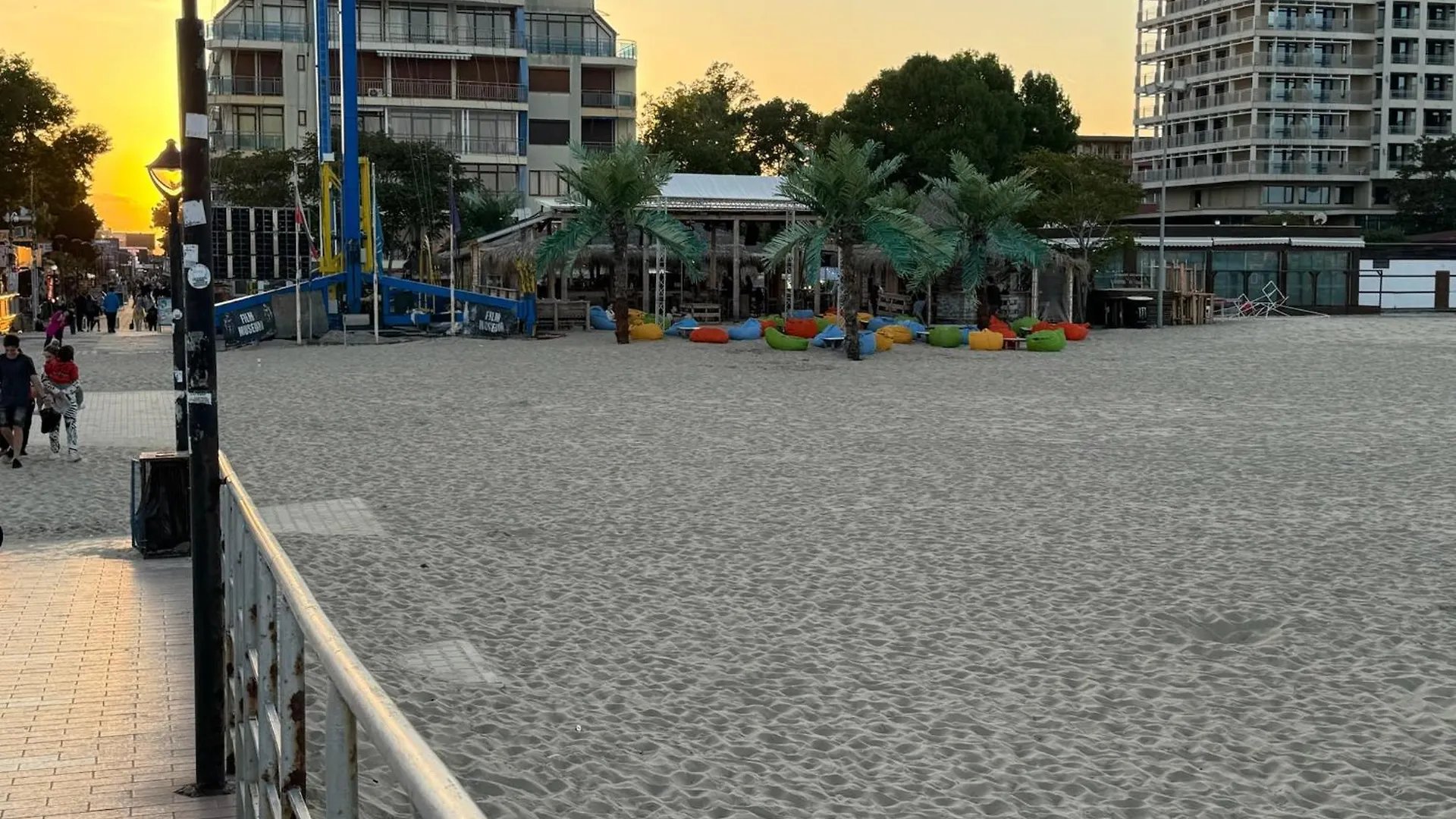 Spacious Beachfront Apartment - Kaya Sunny Beach Bulgaria