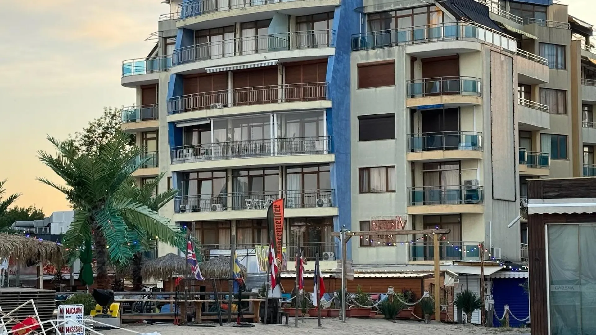 Spacious Beachfront Apartment - Kaya Sunny Beach Bulgaria
